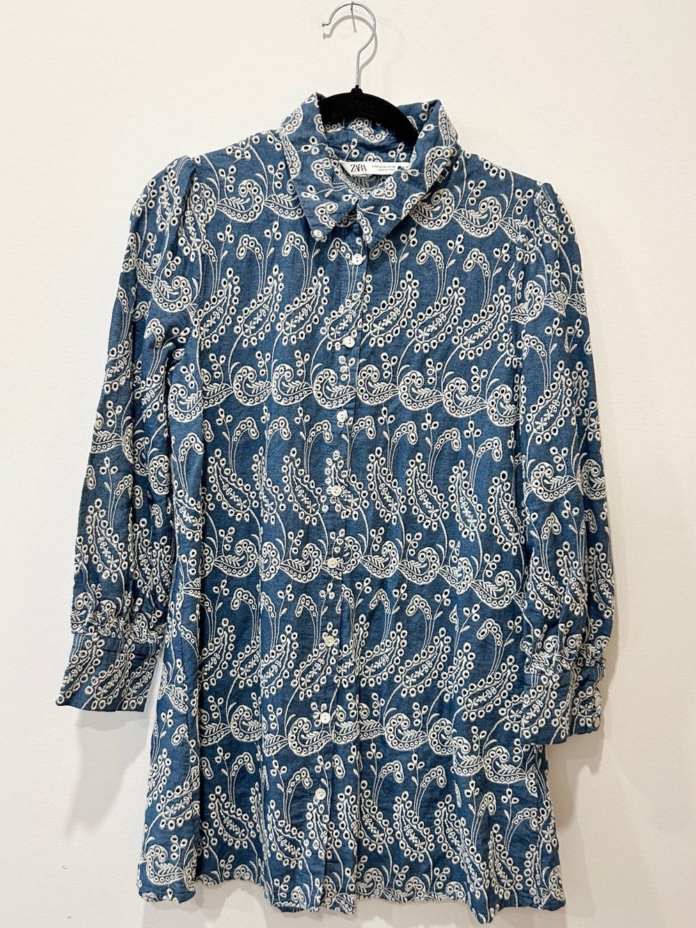 Zara Eyelet Tunic - Picture 2 of 4